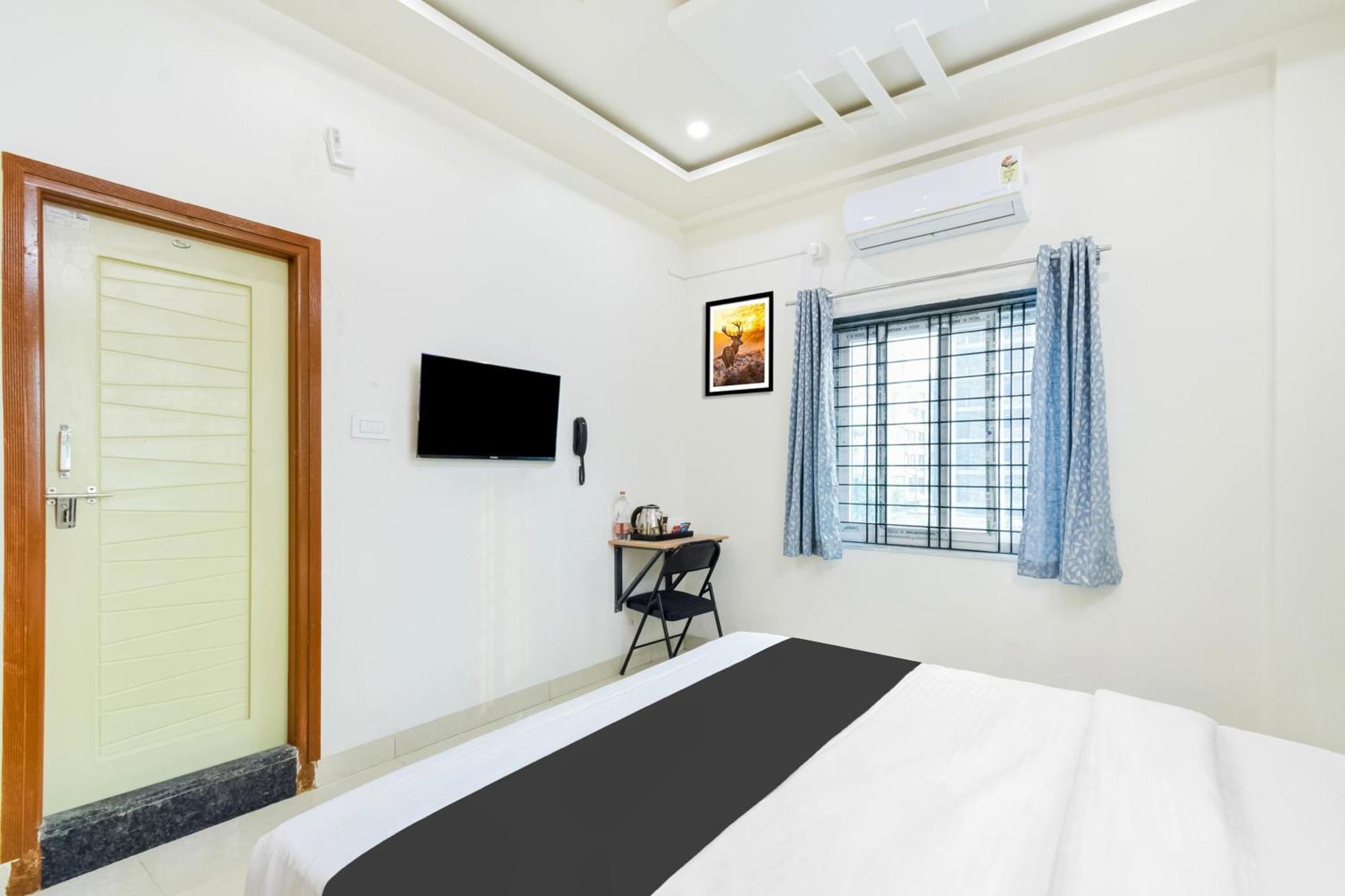 Super Townhouse Kokapet Formerly Aarian Tej Nilayam Gundipet Kültér fotó