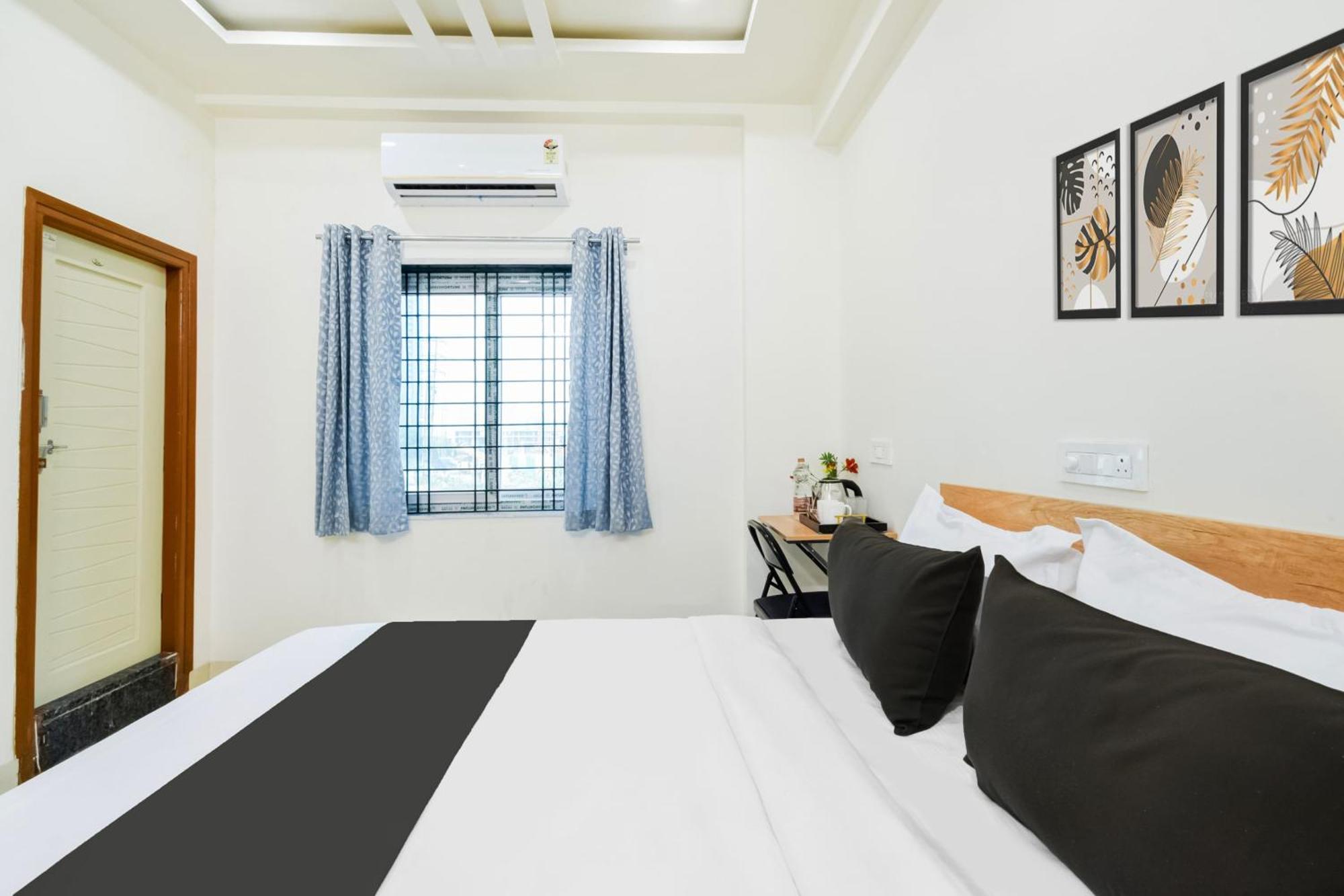 Super Townhouse Kokapet Formerly Aarian Tej Nilayam Gundipet Kültér fotó